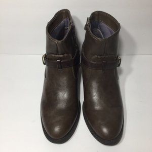 White Mountain Ankle Booties